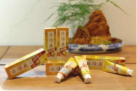 呼吁国民关注口腔健康 片仔癀牙膏发布口腔报告