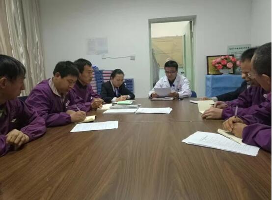 救命护工傅龙生体现的不止是中国护工的专