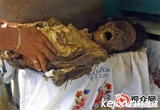 揭世界上最古老残忍仪式(6)