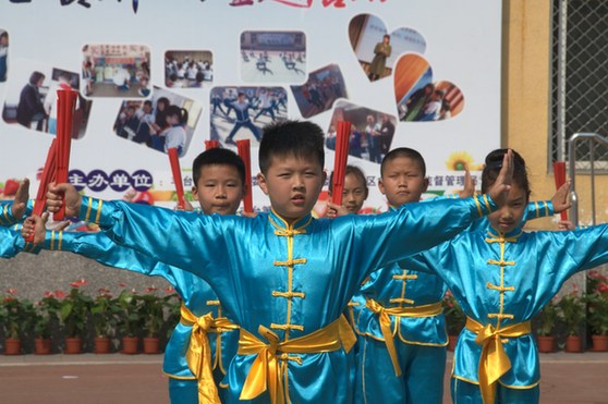 �����з�̨���ٰ�2017��ѧ��Ӫ�������������