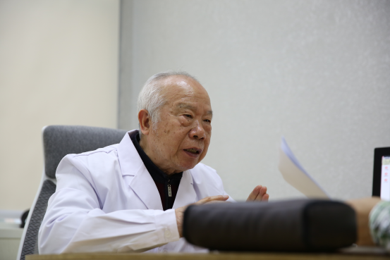 专访诚至中医专家周德安：谈谈针灸治病最关心的问题