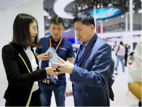 BOE(京东方)加速布局移动健康产业无创血液监