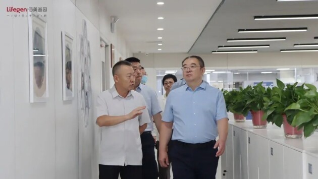 持续深化合作 西北大学领导赴佰美基因调研