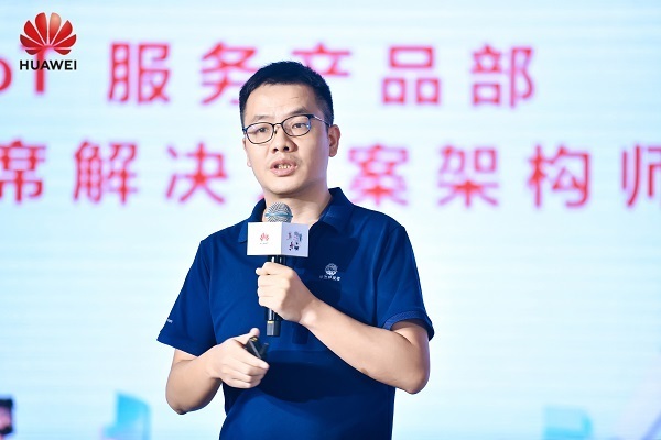 AI+生物医药双向赋能 助力智慧医药行业发展