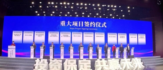谱写医保为民新篇章