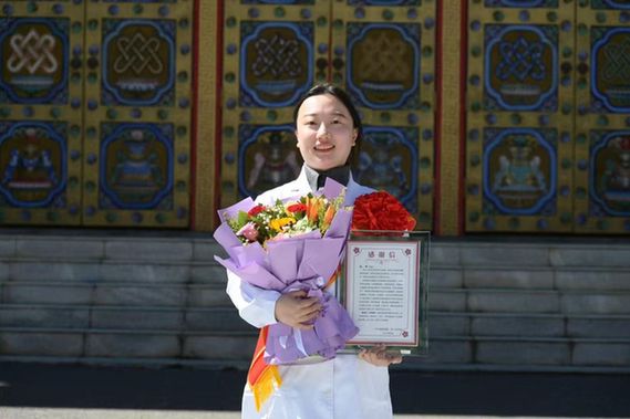 守护高原早产儿的第一声啼哭 守护高原早产儿的第一声啼哭