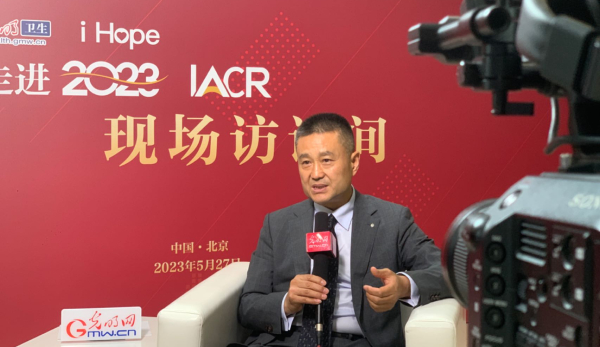 光明网《健康视点》|卢亦兵：为肿瘤患者打造随时在线答疑的数字医生