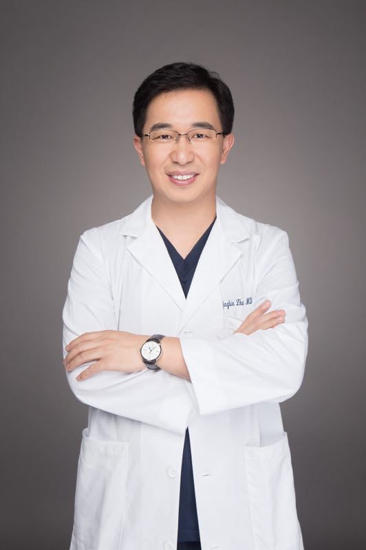 【AIGC科普动画】急性扭伤后热敷还是冰敷？急救第一步很多人都做错了