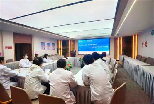 川黔深化医疗合作落地 华西公卫/华西四院国家巡回医疗队赴黔东南服务 川黔深化医疗合作落地 华西公卫/华西四院国家巡回医疗队赴黔东南服务