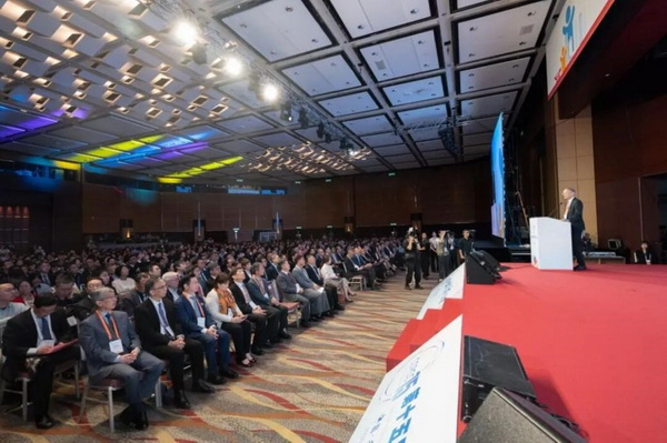 【视频专题资讯】第十五届胸痛中心大会深港联动开幕，《胸痛中心建设与认证标准（国际版）》发布