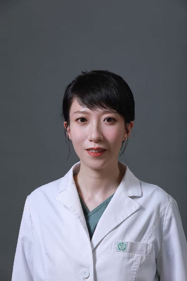 从恶心卧床到能正常吃饭，中西医结合提升肝癌患者治疗体验