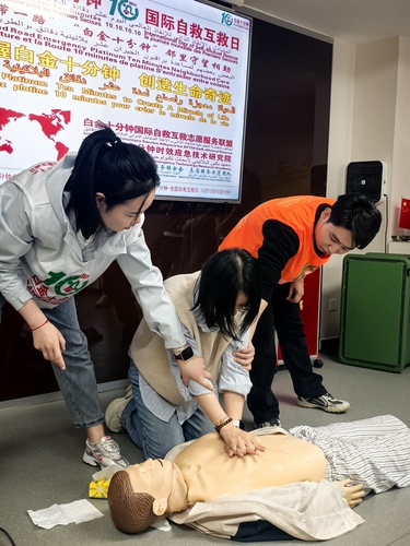 把握白金十分钟 筑牢实验室安全防线