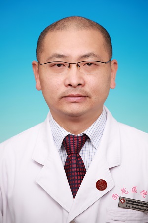 【健康情报局】每天该喝多少水？普通人、结石、心衰、糖尿病人标准不一样