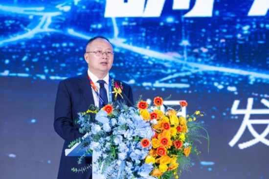 立足存量精耕细作,构建药店专业化、场景化服务新范式