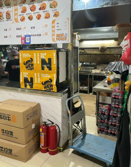 店铺照片造假，卫生状况堪忧，你点的可能是“幽灵外卖”