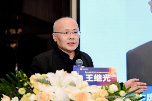 2025“松论健康 龄铸经典”高血压病例分享交流会举行