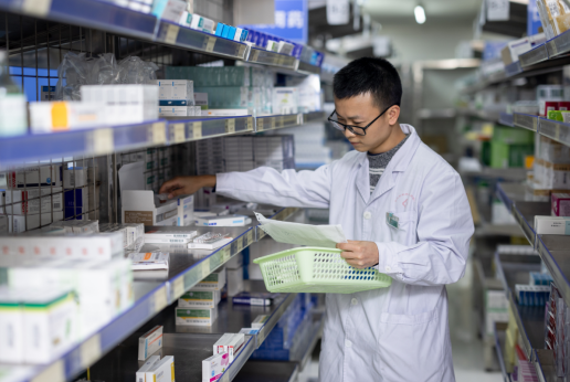 致敬为大家提供药学服务的人记重庆市南岸区人民医院药剂科