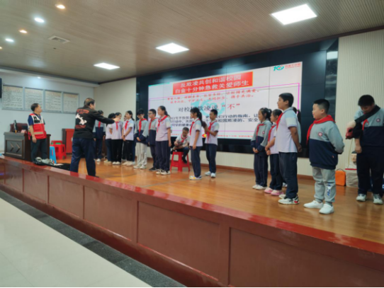 白金十分钟“预防校园欺凌+应急救护”活动在赤水举行