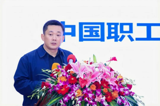 暖新护心・致敬劳动者——慈铭体检携手多方开展新就业群体健康关爱行动，守护每一颗拼搏的心